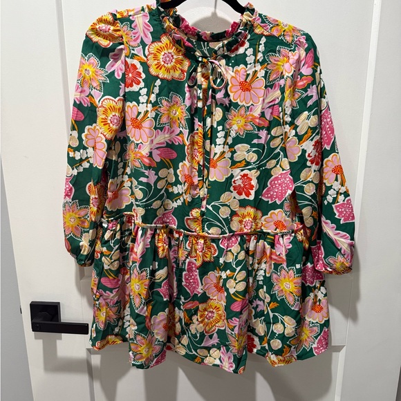 New Carly & Cass Boutique Floral Green and Pink peplum top 3/4 sleeve size XL - Picture 7 of 8